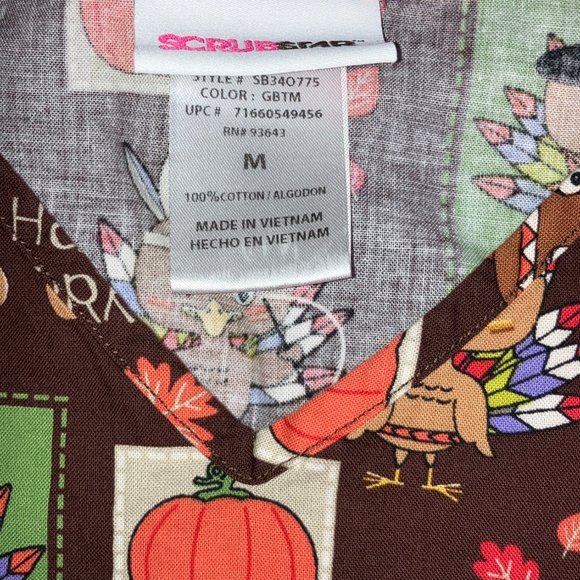Scrub Star Thanksgiving Print Scrub Top Size M - Picture 5 of 10
